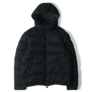 Men's Moncler Down Jacket size 2 or 3 with Hood